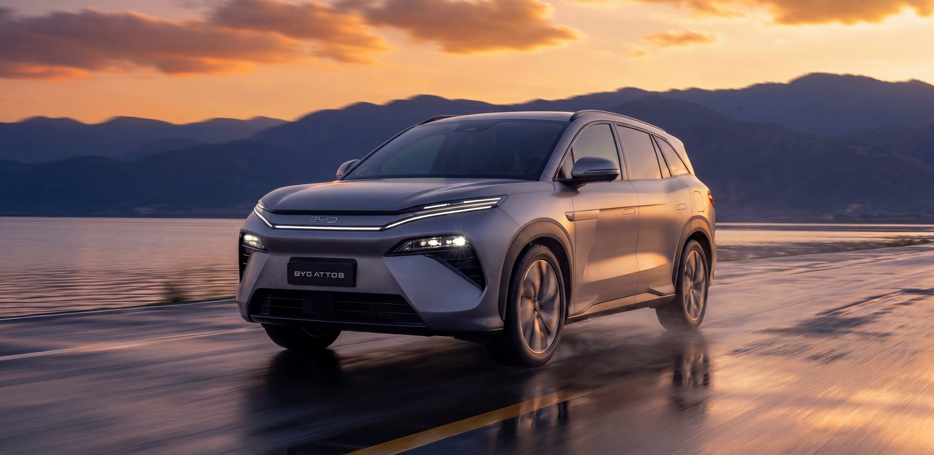ATTO 8 РЕВОЛЮЦИЯЛЫҚ ФЛАГМАНДЫҚ 7 ОРЫНДЫҚ SUV