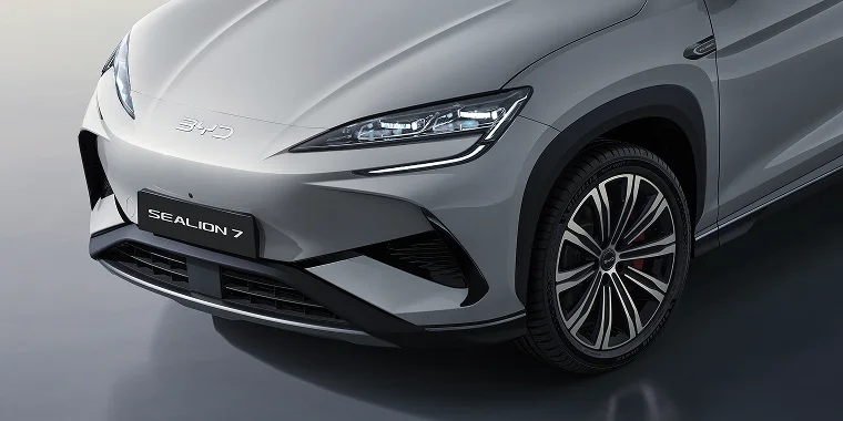 BYD SEALION 7 Эстетика океана с динамичным акцентом
